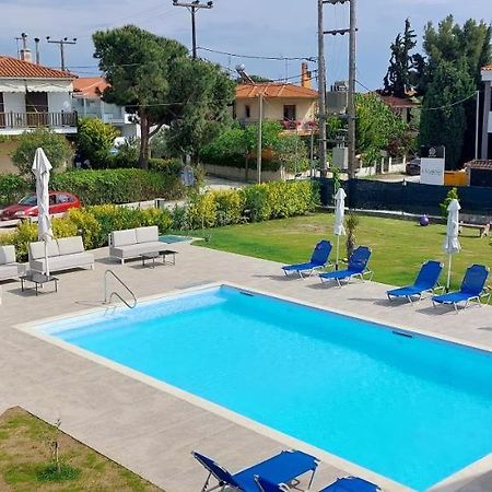 ניקיטי Paramithi Luxury Apartments מראה חיצוני תמונה