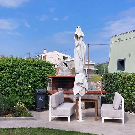 ניקיטי Paramithi Luxury Apartments מראה חיצוני תמונה