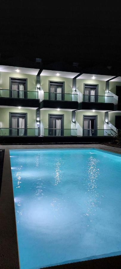 ניקיטי Paramithi Luxury Apartments מראה חיצוני תמונה