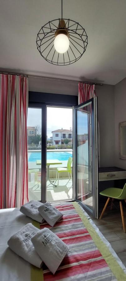 ניקיטי Paramithi Luxury Apartments מראה חיצוני תמונה