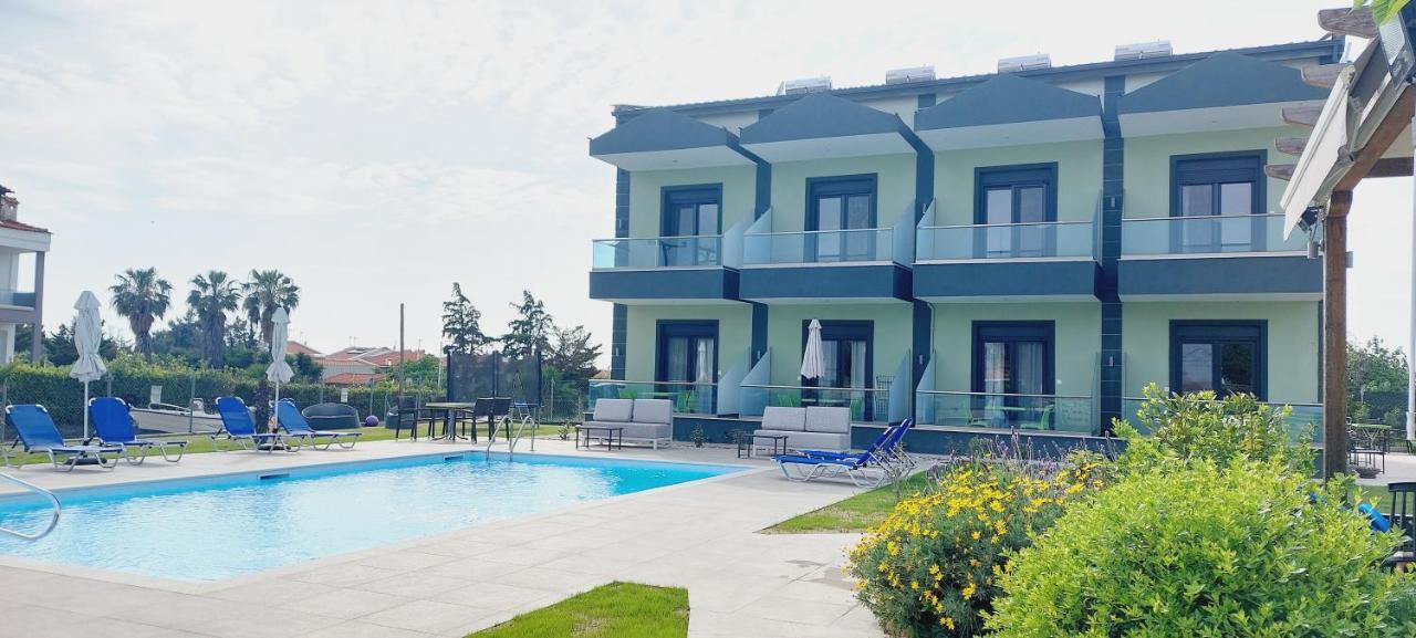ניקיטי Paramithi Luxury Apartments מראה חיצוני תמונה