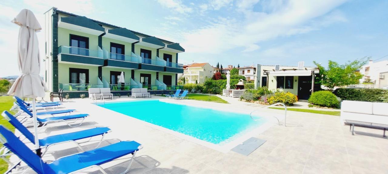 ניקיטי Paramithi Luxury Apartments מראה חיצוני תמונה