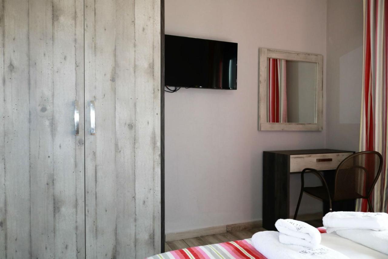 ניקיטי Paramithi Luxury Apartments מראה חיצוני תמונה