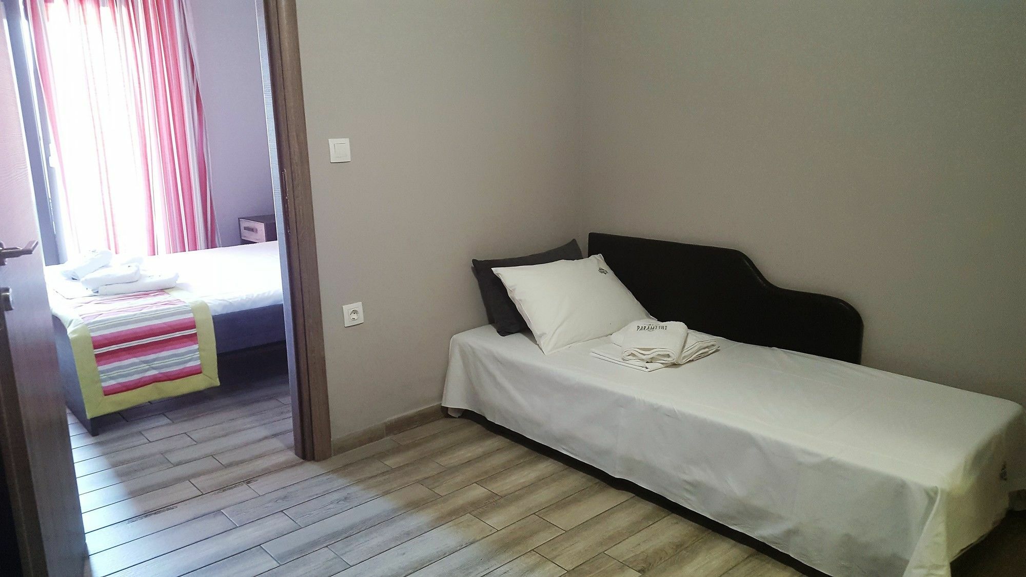 ניקיטי Paramithi Luxury Apartments מראה חיצוני תמונה