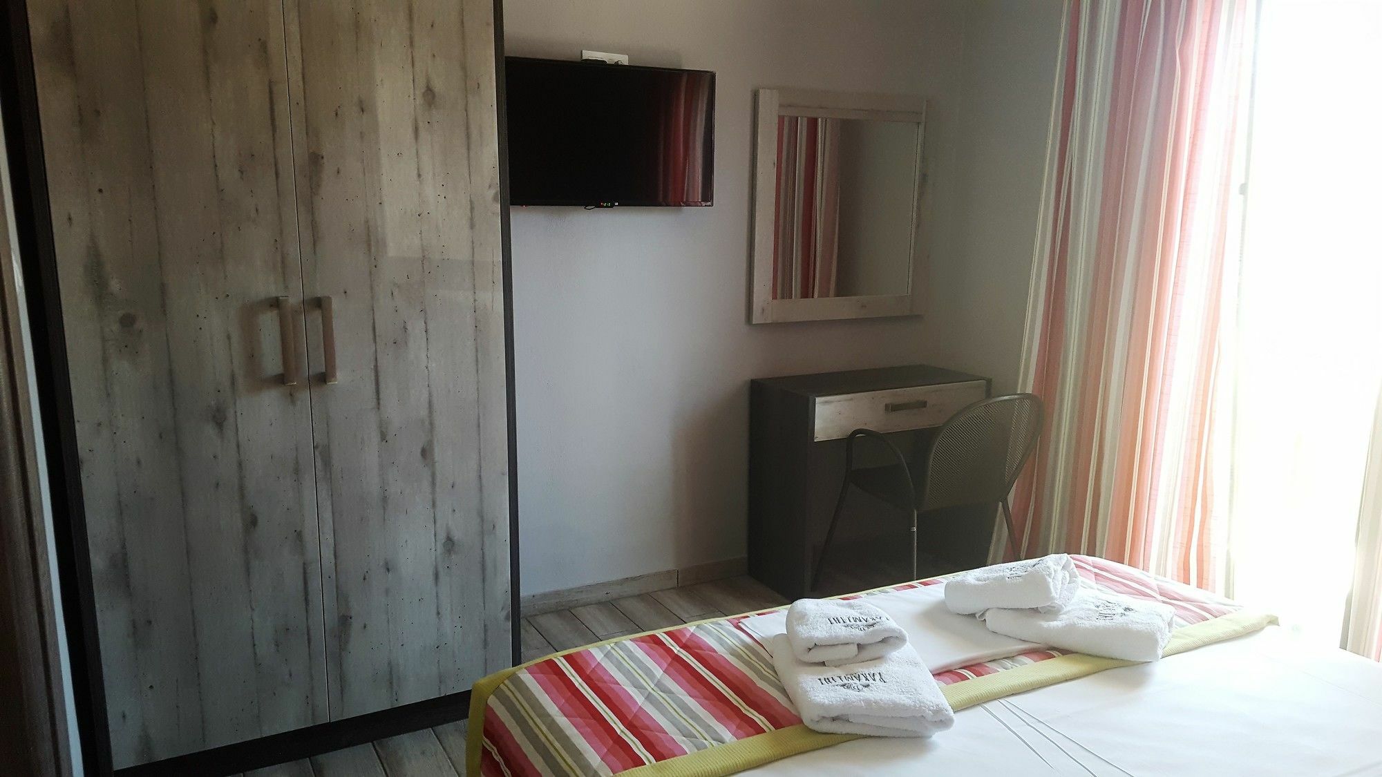 ניקיטי Paramithi Luxury Apartments מראה חיצוני תמונה