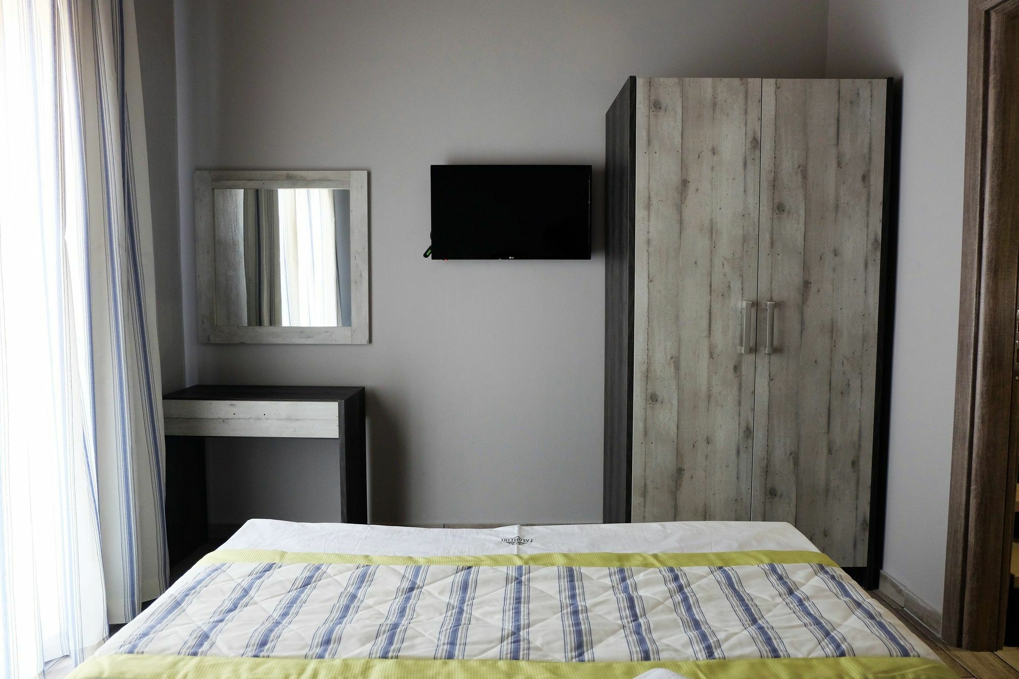 ניקיטי Paramithi Luxury Apartments מראה חיצוני תמונה